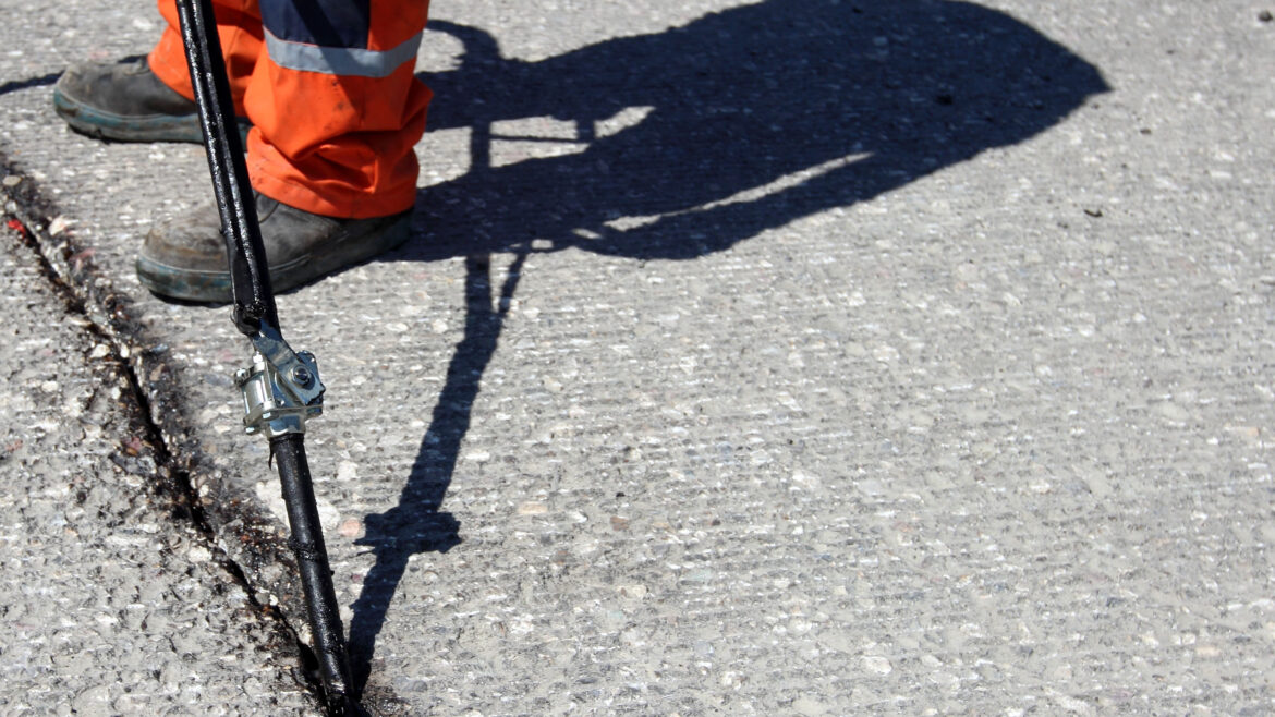 asphalt paving contractors